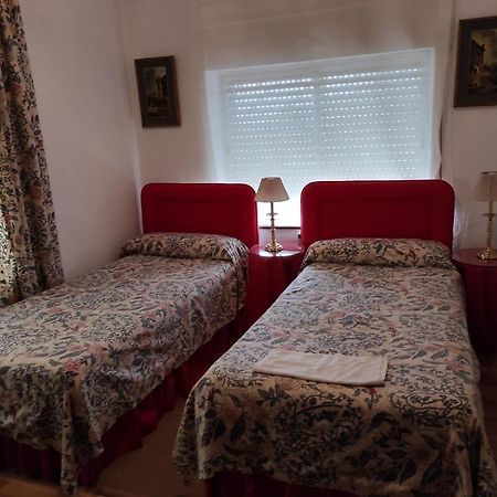 El Uncar Villa Castrejon de la Pena Ngoại thất bức ảnh