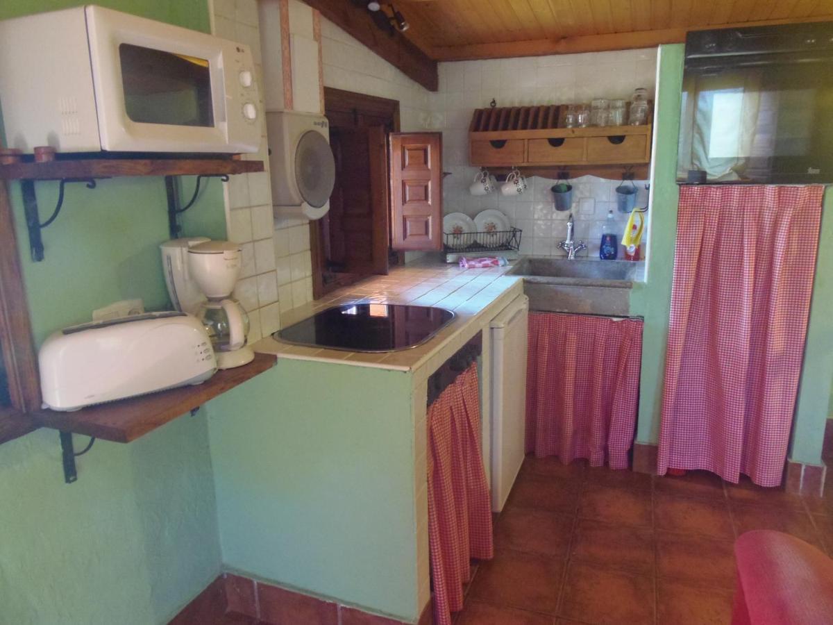 El Uncar Villa Castrejon de la Pena Ngoại thất bức ảnh
